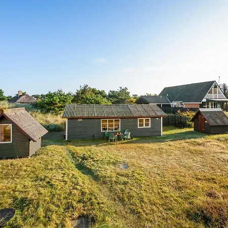 Acucena - 500m From The Sea By Interhome *