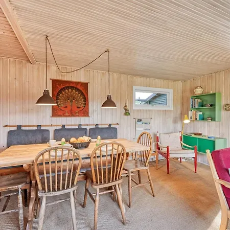 Vakantiehuis Acucena - 500m From The Sea By Interhome